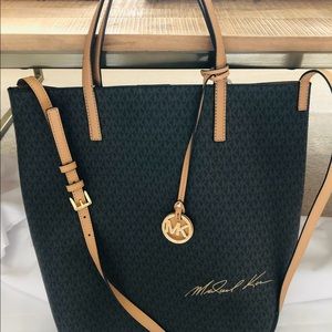 Michael Kors tote